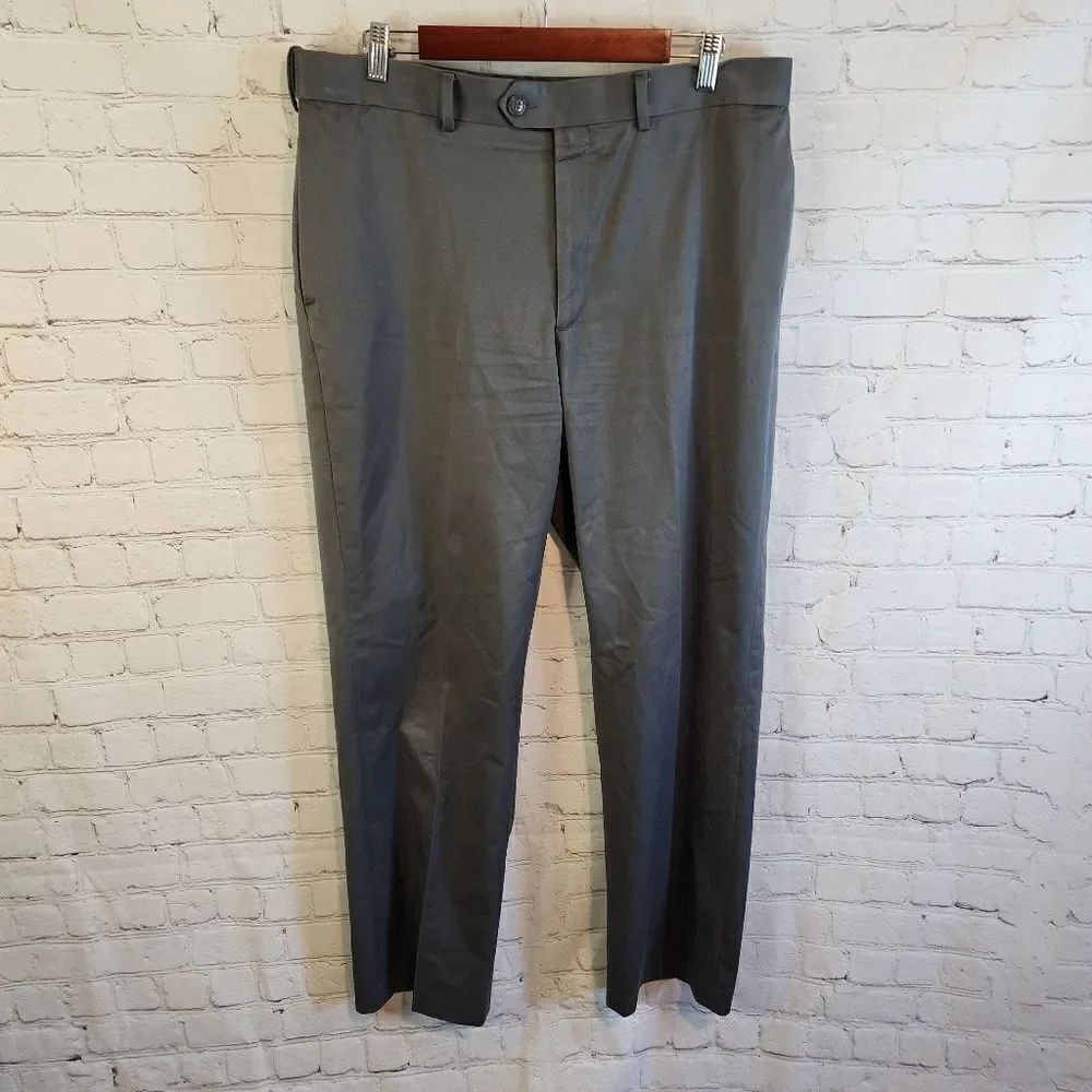 Men's Perry Ellis Portfolio dress pants, size 34 x 32